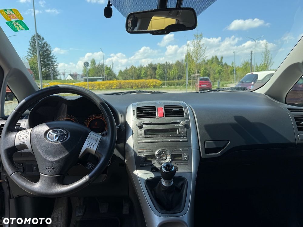 Toyota Auris 2.0 D-4D Edition - 23