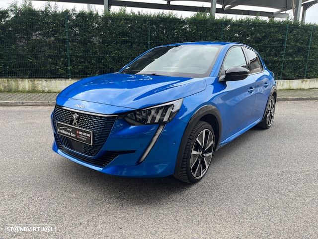 Peugeot e-208 GT - 2