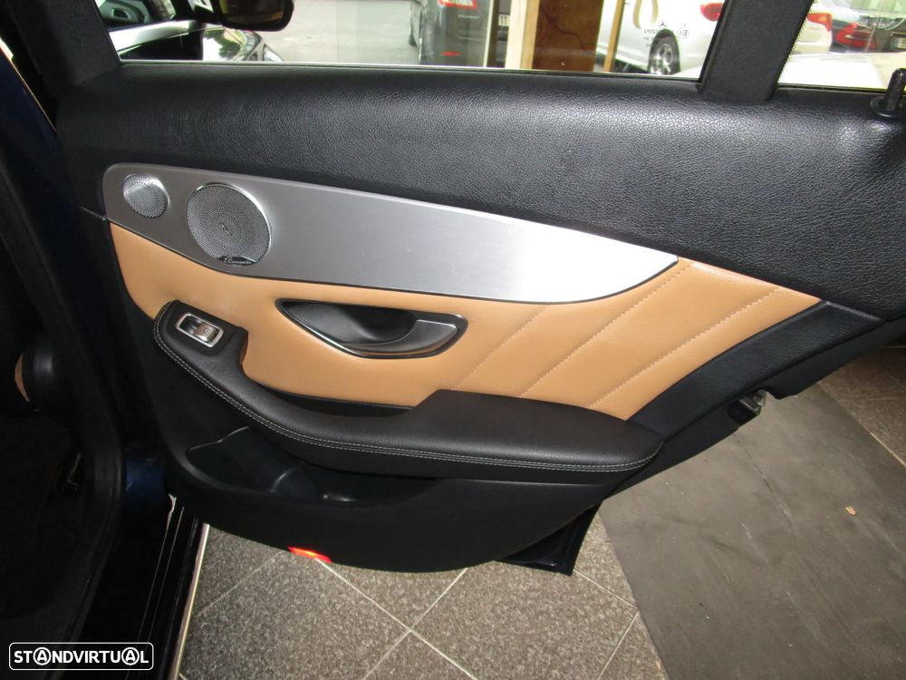 Mercedes-Benz C 350 e T 7G-TRONIC AMG Line - 24