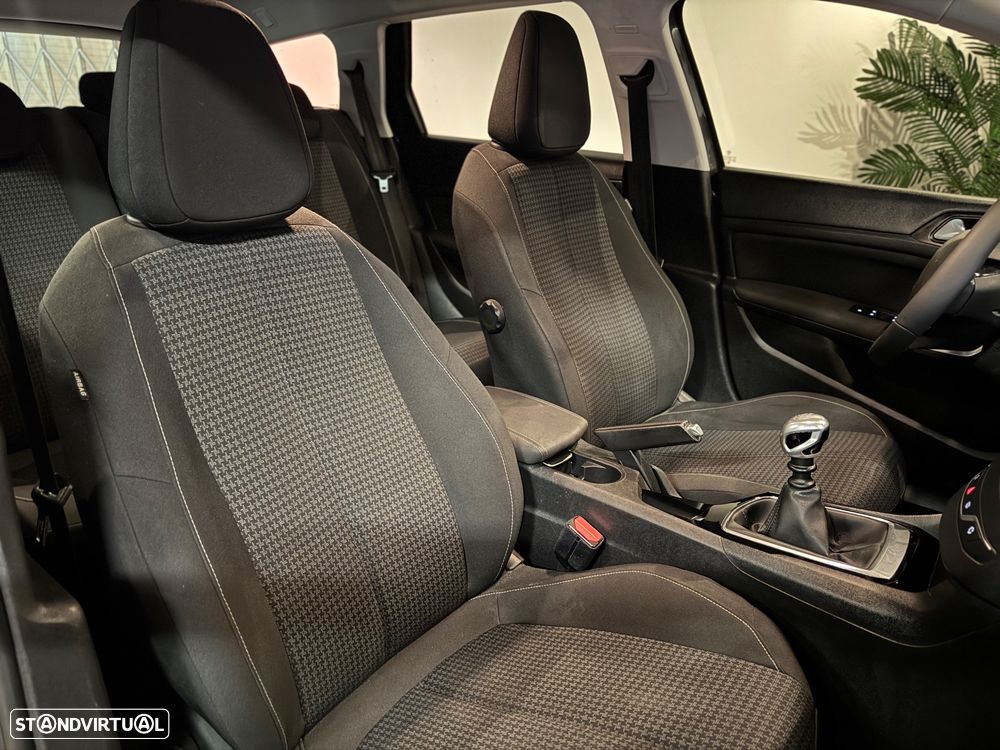 Peugeot 308 SW BlueHDi 130 Stop & Start Active - 26