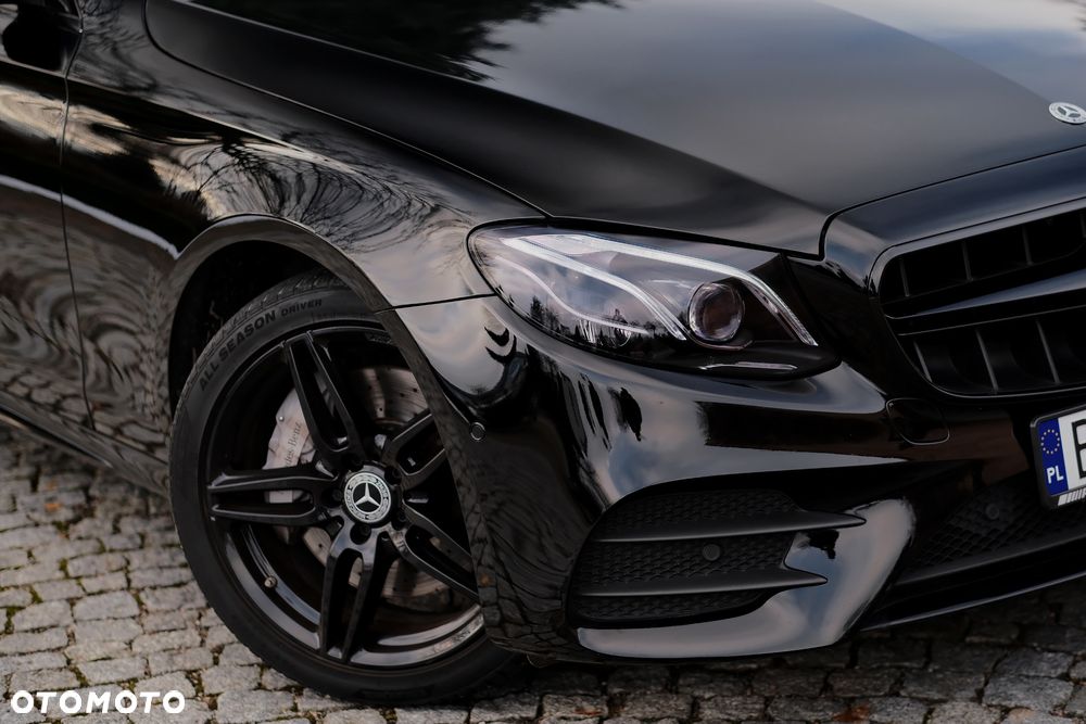 Mercedes-Benz Klasa E 300 9G-TRONIC - 4