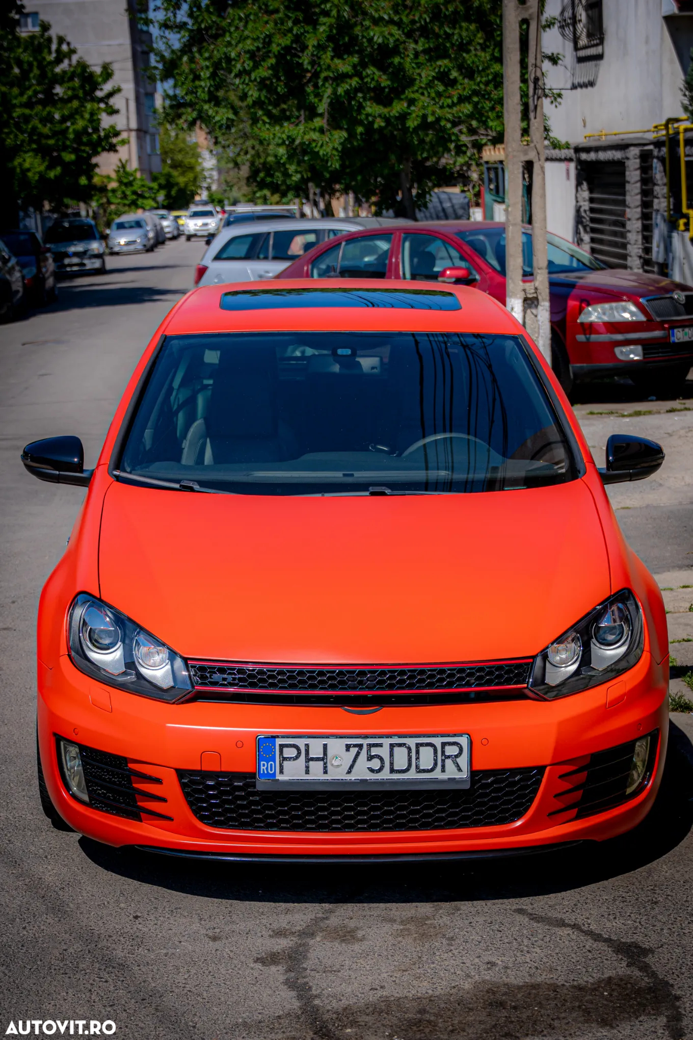 Volkswagen Golf 2.0 DPF GTD DSG - 2
