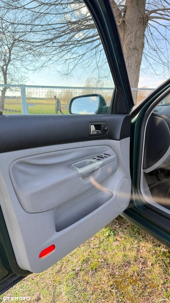 Volkswagen Golf 1.4 Basis - 32