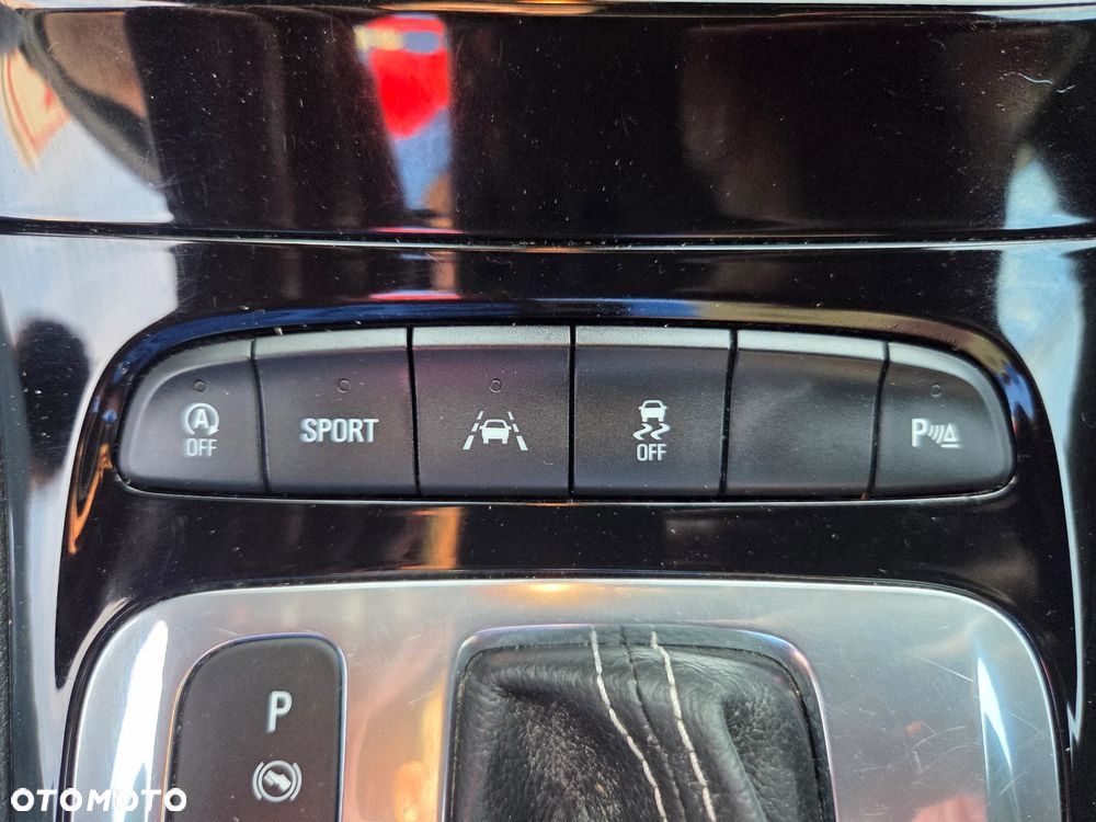 Opel Astra 1.4 Turbo Start/Stop Automatik Innovation - 24