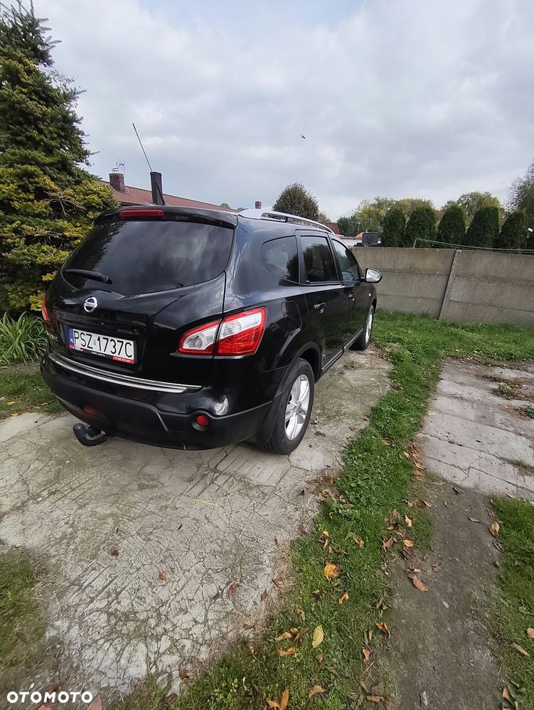 Nissan Qashqai+2 2010 photo 3