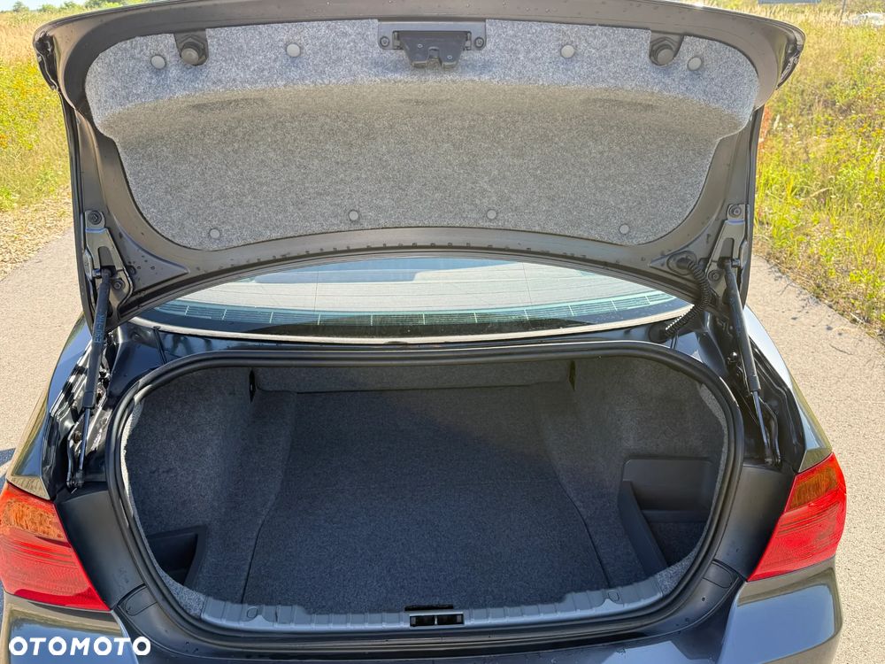 BMW Seria 3 - 9