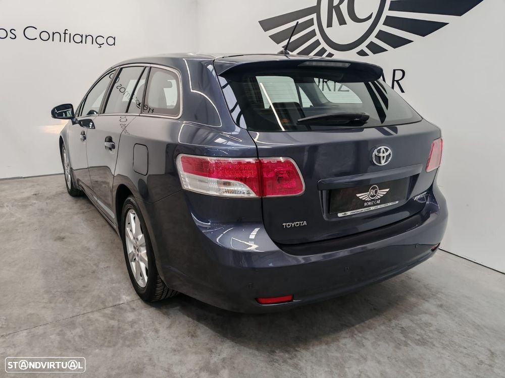 Toyota Avensis - 3