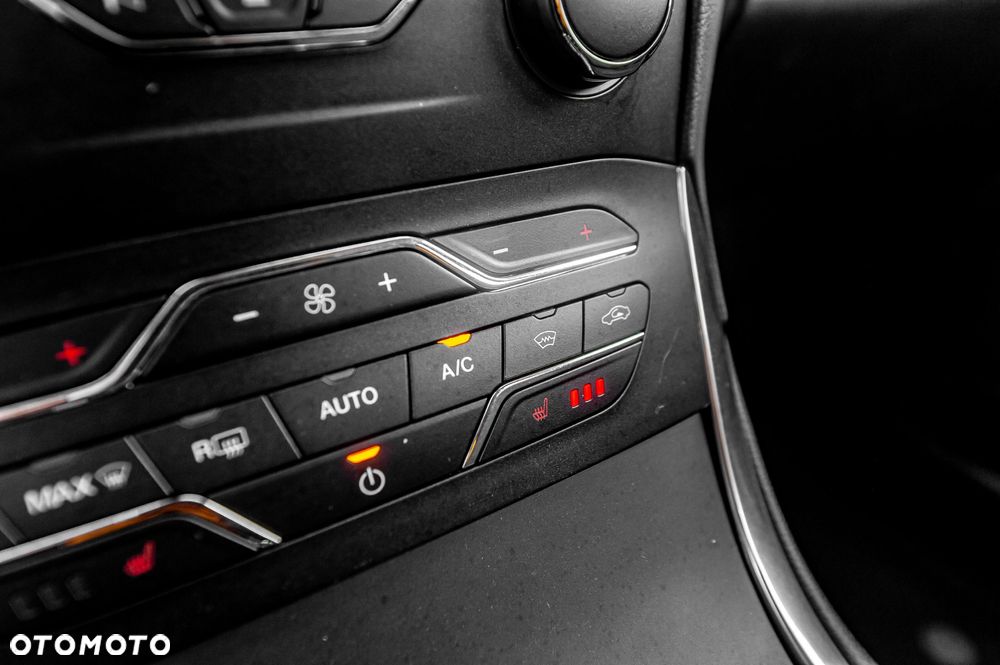 Ford Galaxy 2.0 TDCi 4WD Titanium PowerShift - 30