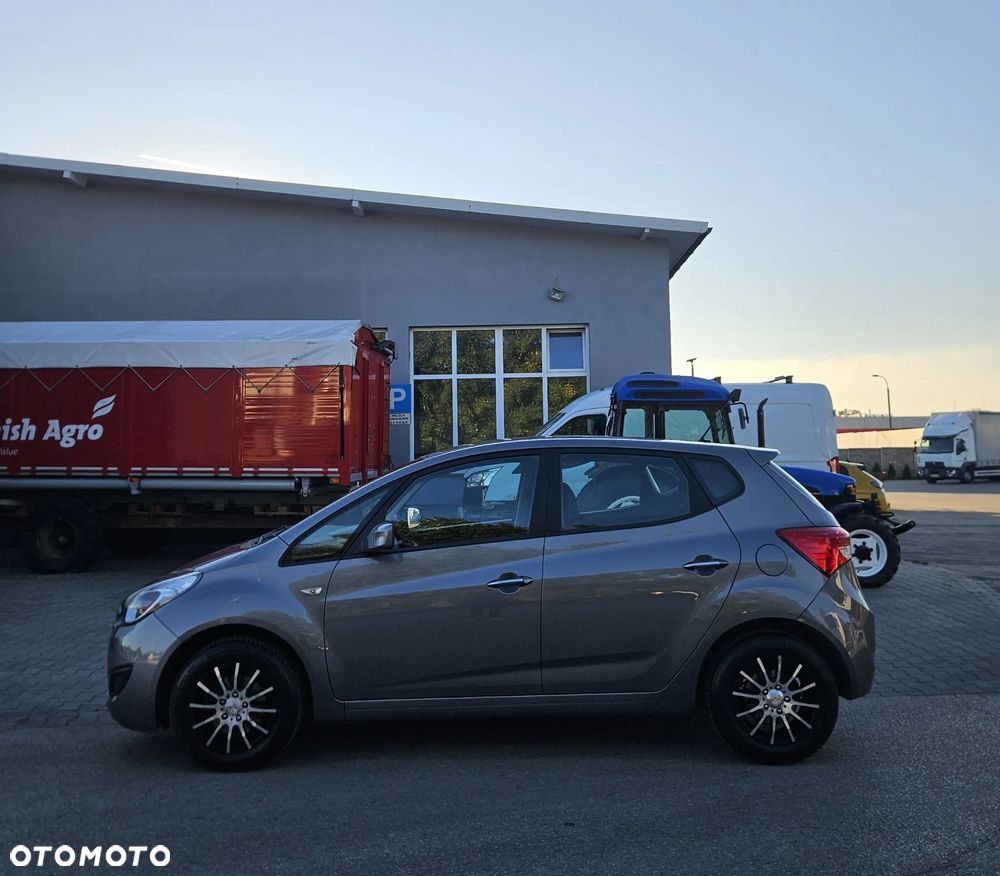 Hyundai ix20 - 3