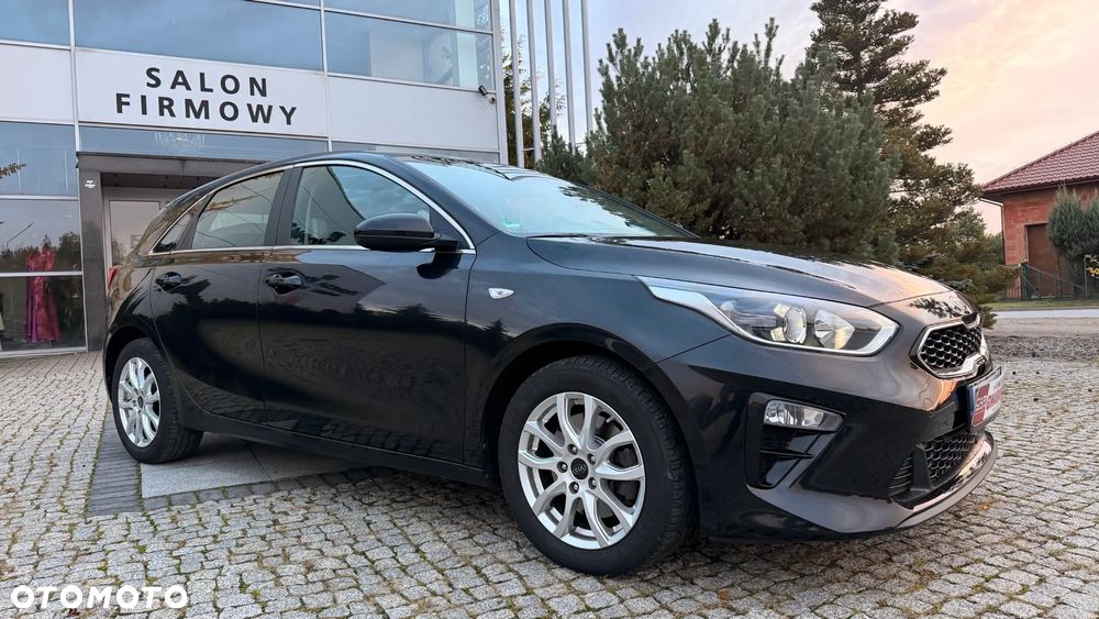 Kia Ceed - 35