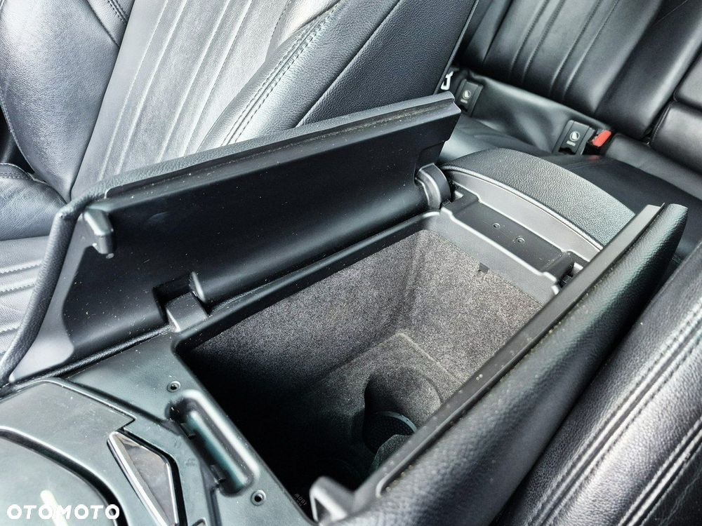 Maserati Ghibli - 34