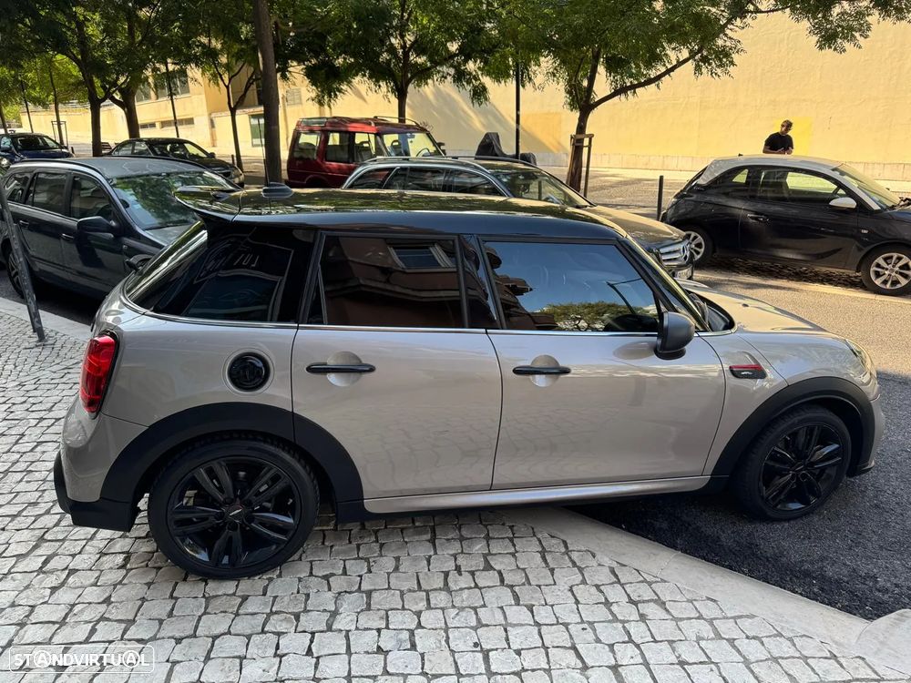 MINI 5 Portas Cooper S Premium JCW Auto - 8