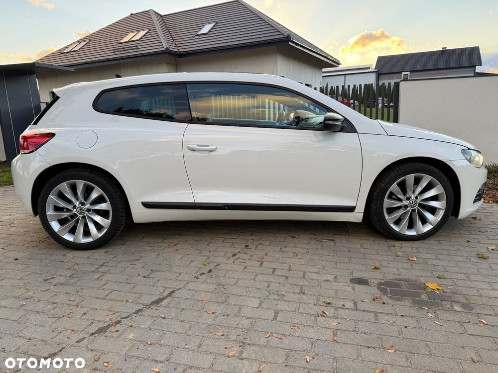 Volkswagen Scirocco 1.4 TSI DSG - 4
