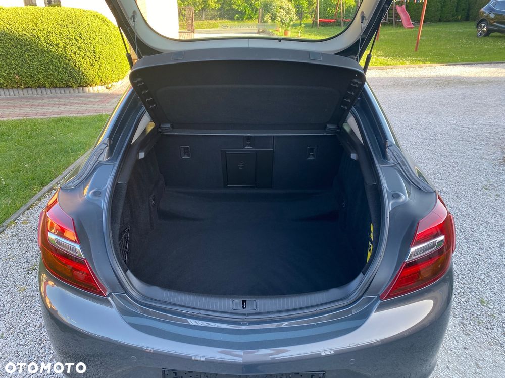 Opel Insignia 1.4 T Cosmo S&S - 21