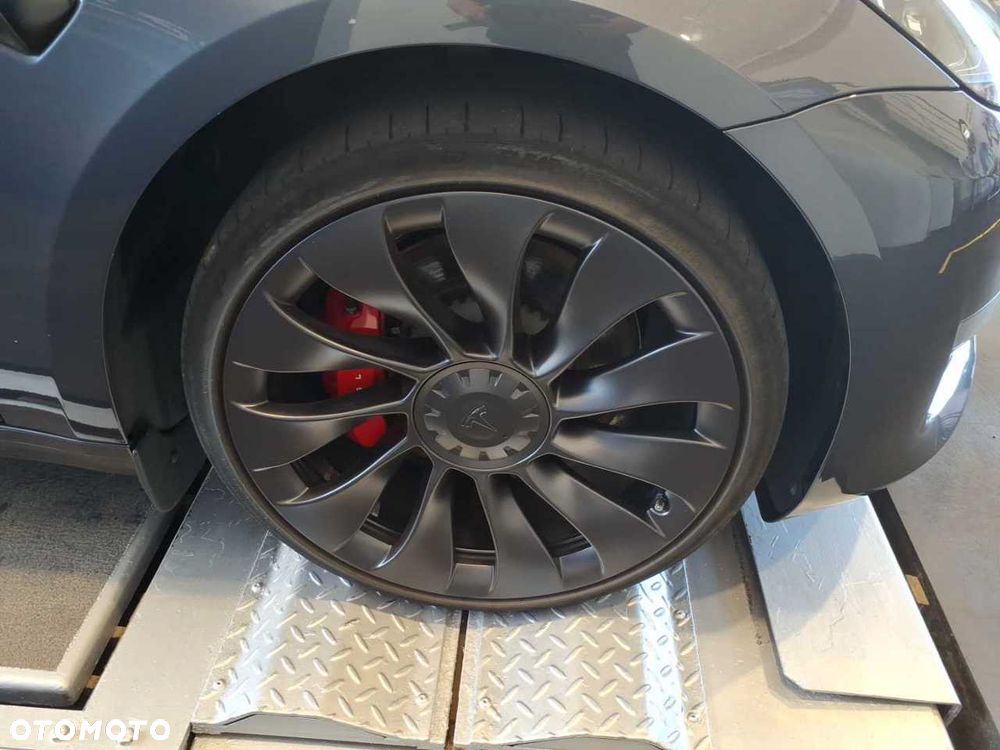 Tesla Model 3 Langstreckenbatterie Allradantrieb Dual Motor Performance - 7