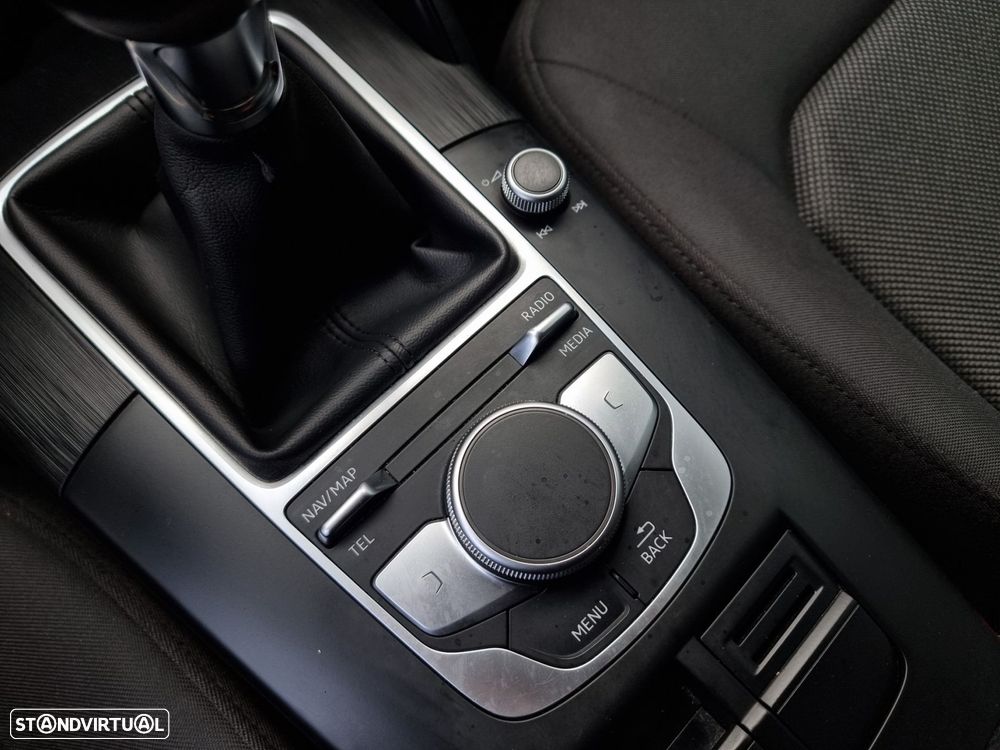 Audi A3 Sportback 1.6 TDI - 14