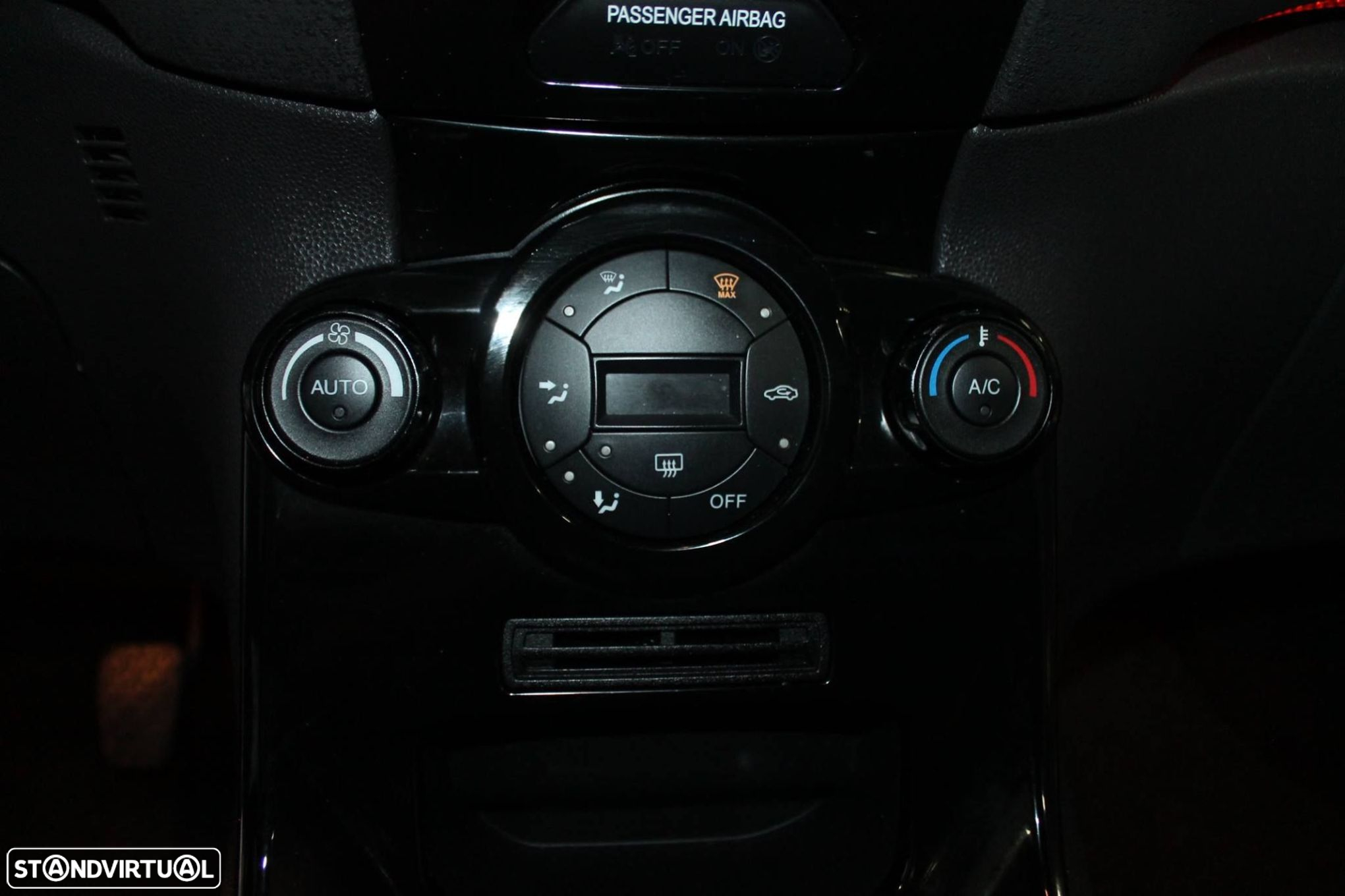 Ford Fiesta 1.5 TDCi Titanium - 15
