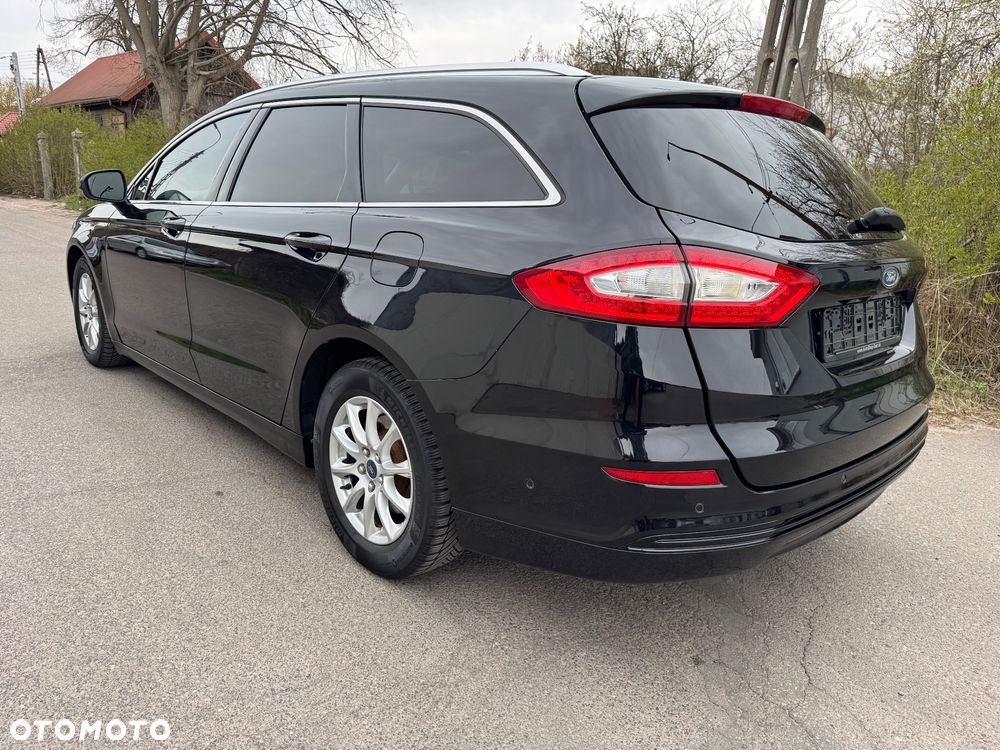 Ford Mondeo 2.0 TDCi Titanium PowerShift - 9