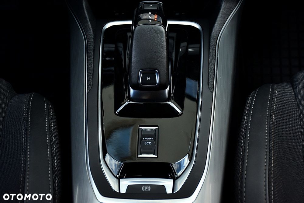 Peugeot 308 BlueHDi 130 EAT8 Stop & Start Allure - 6