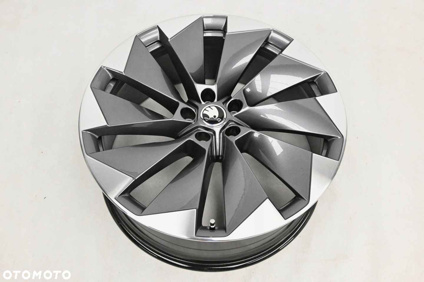 SKODA ENYAQ iV 8,5x21 ET40 9x21 ET42 5x112 5LA601025BL 5LA601025BM - 6