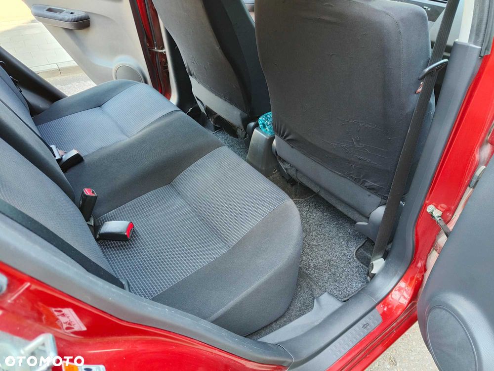 Suzuki Swift - 6