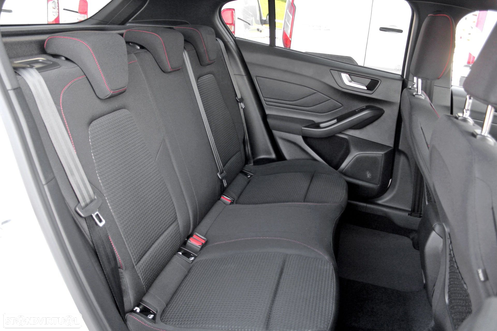 Ford Focus - 19