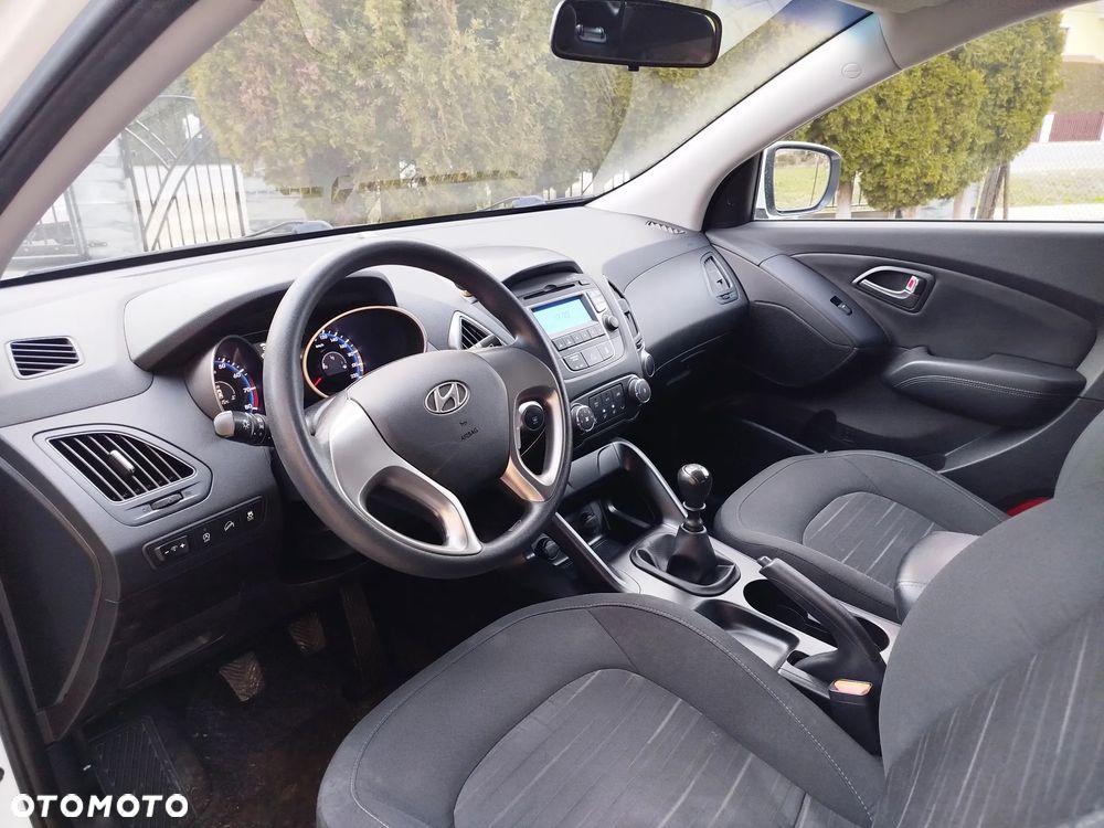 Hyundai ix35 1.6 2WD blue Style - 16
