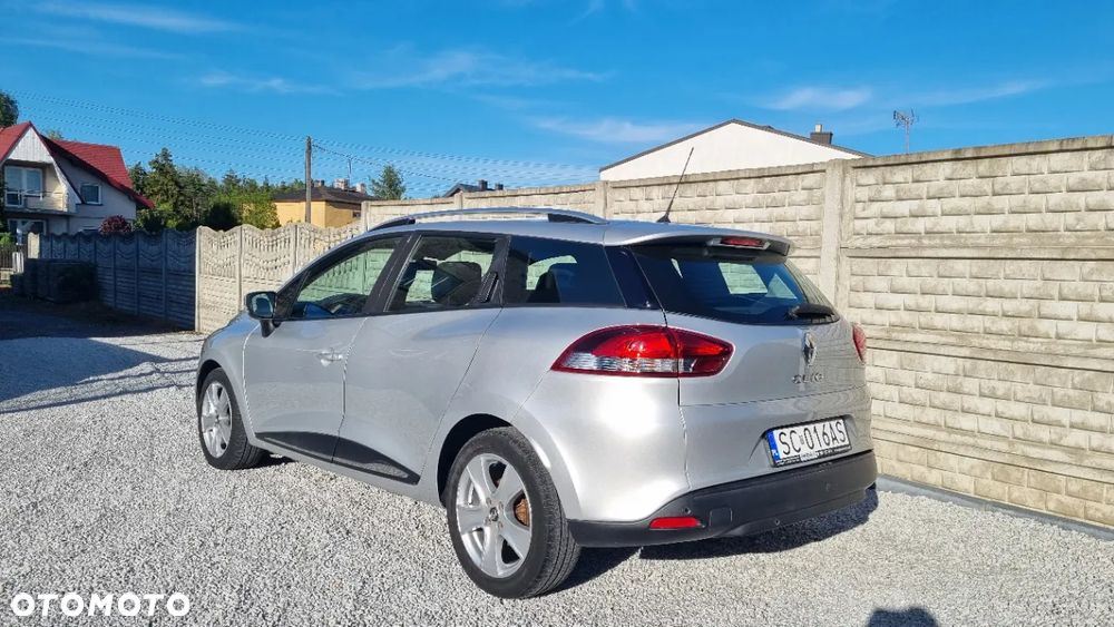 Renault Clio - 2