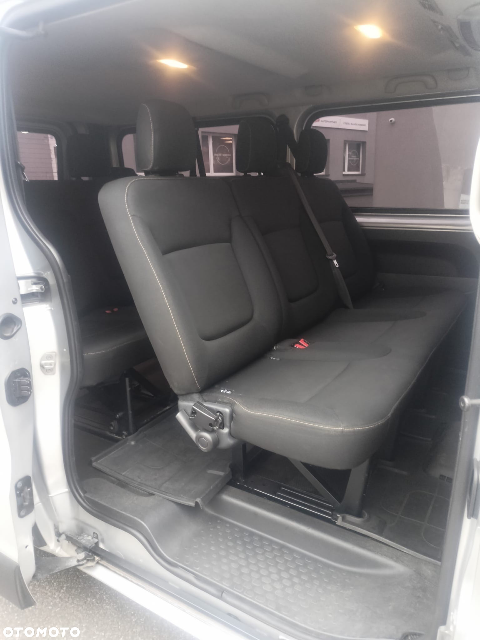 Opel Vivaro Tourer 1.6 CDTI L2 - 9