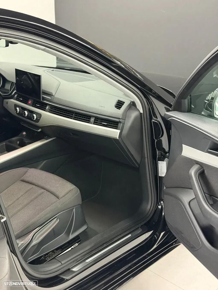 Audi A4 30 TDI Advanced S tronic - 18