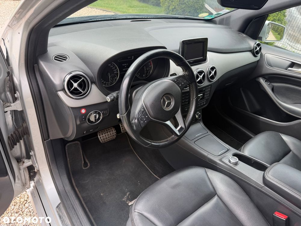 Mercedes-Benz Klasa B 180 d 7G-DCT Edition - 16