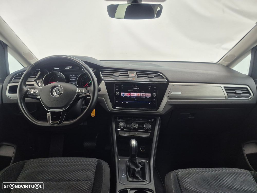 VW Touran 2.0 TDI Confortline DSG - 8