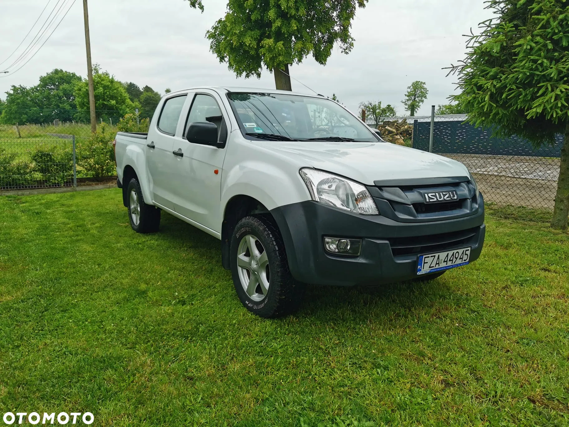 Isuzu D-Max 2.5 DC LS - 2