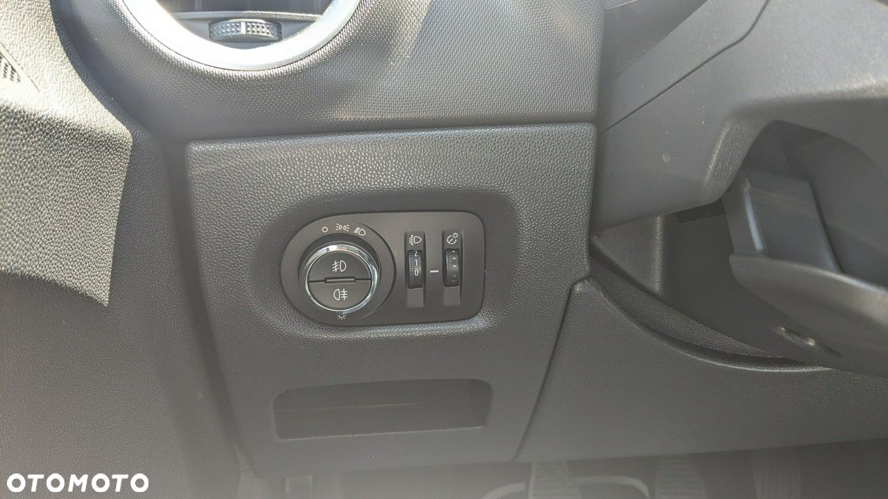 Opel Corsa - 31