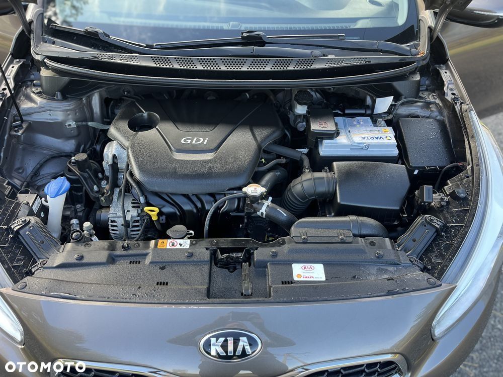 Kia Ceed 1.6 GDI ISG Spirit - 28