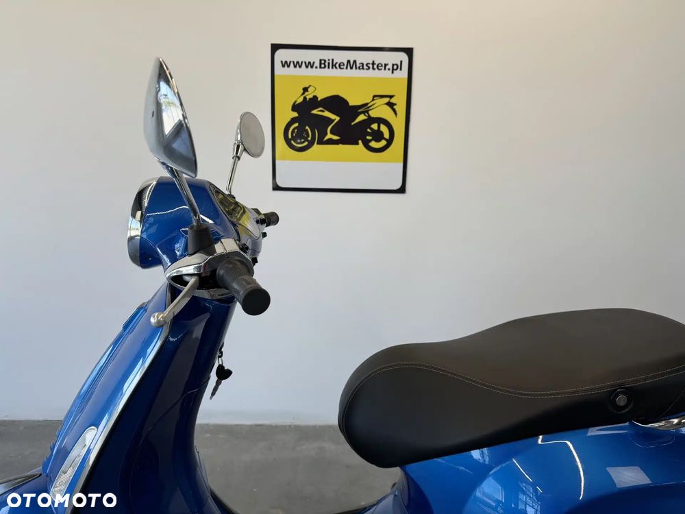 Piaggio Vespa - 19