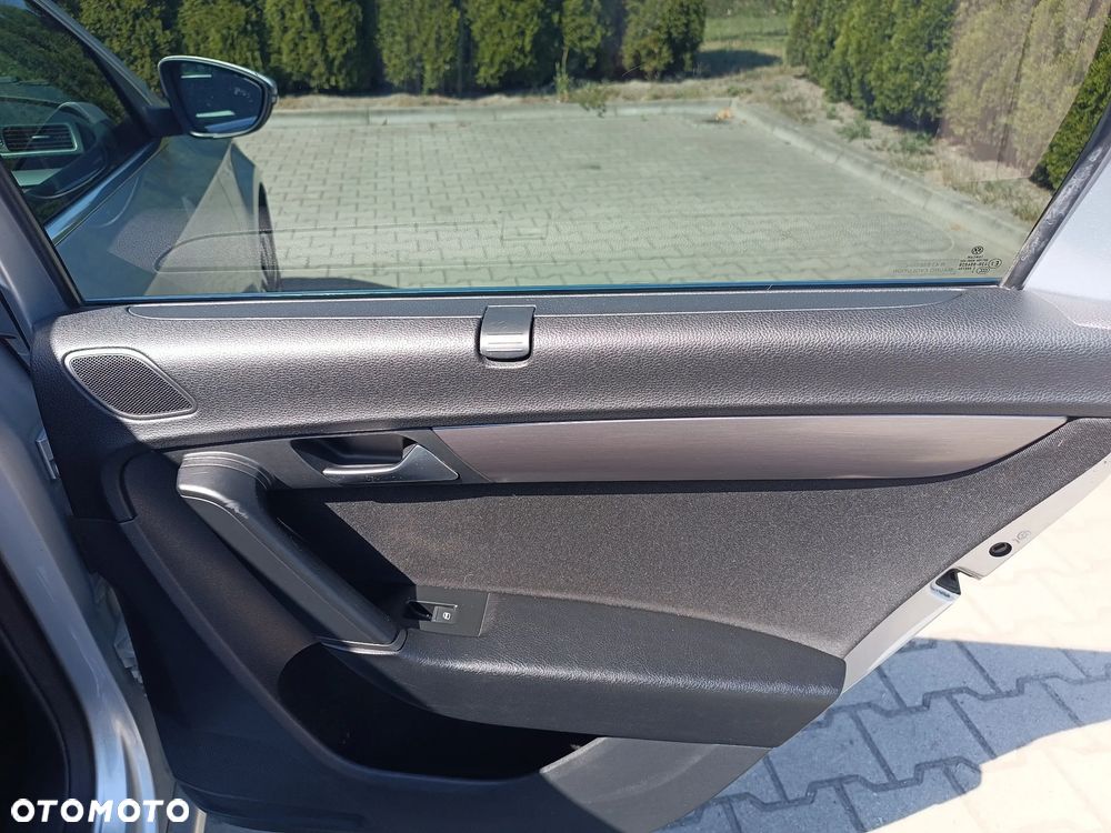 Volkswagen Passat 2.0 TDI Comfortline Optimum DSG - 17