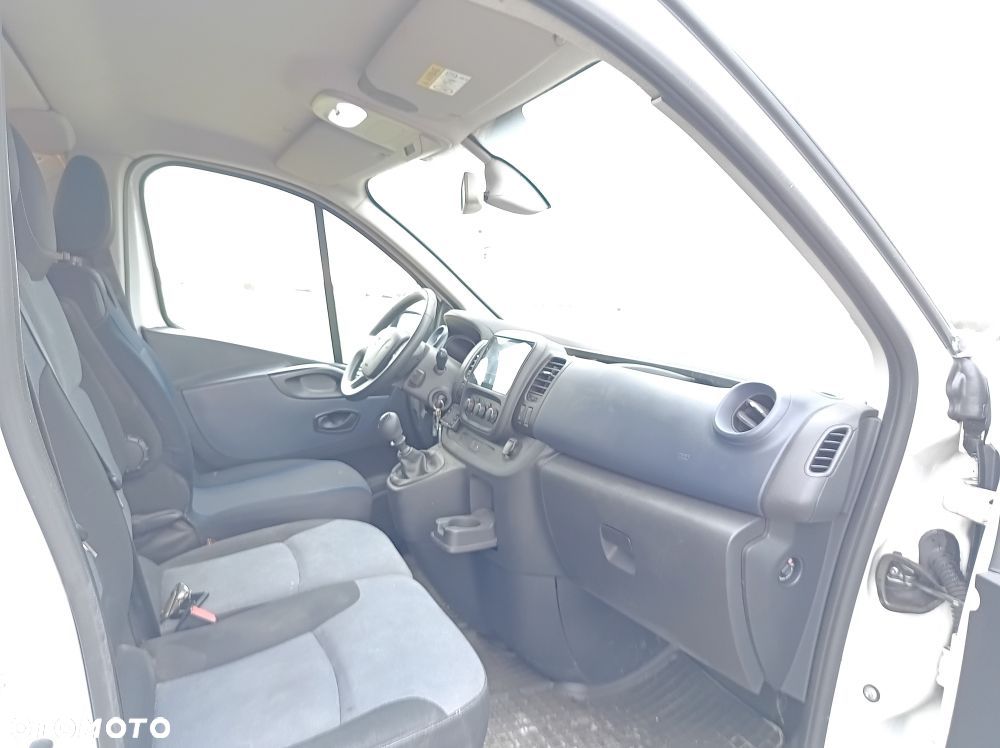 Opel Vivaro - 7