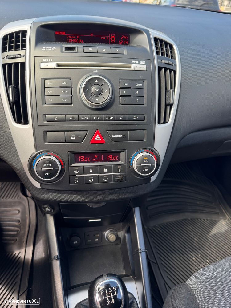 Kia Ceed SW 1.4 CVVT EX ISG - 10