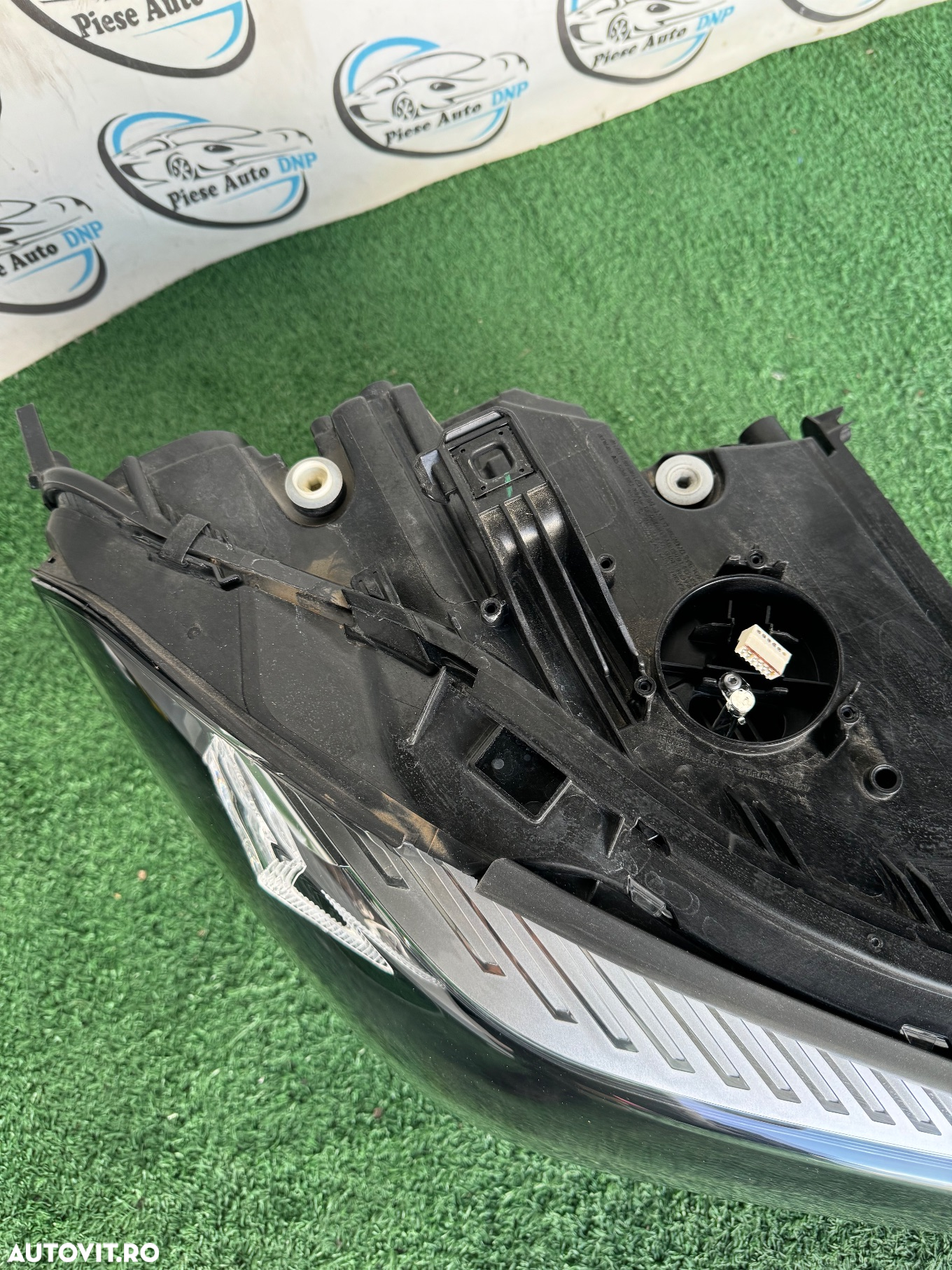 Far dreapta Bmw seria 8 G14 G15 G16 Full led - 3