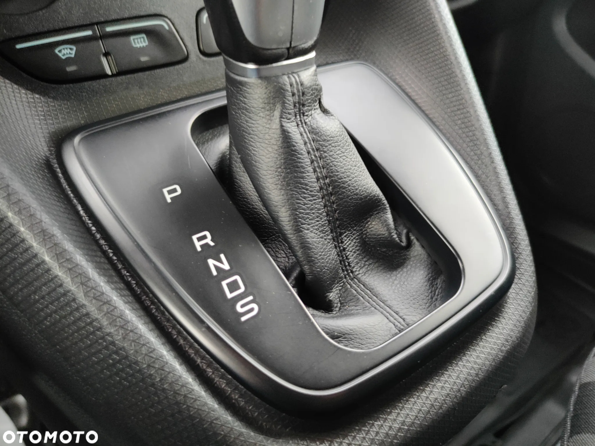 Ford Connect - 21