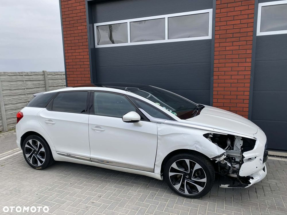 Citroën DS5 HDi 165 SportChic - 39