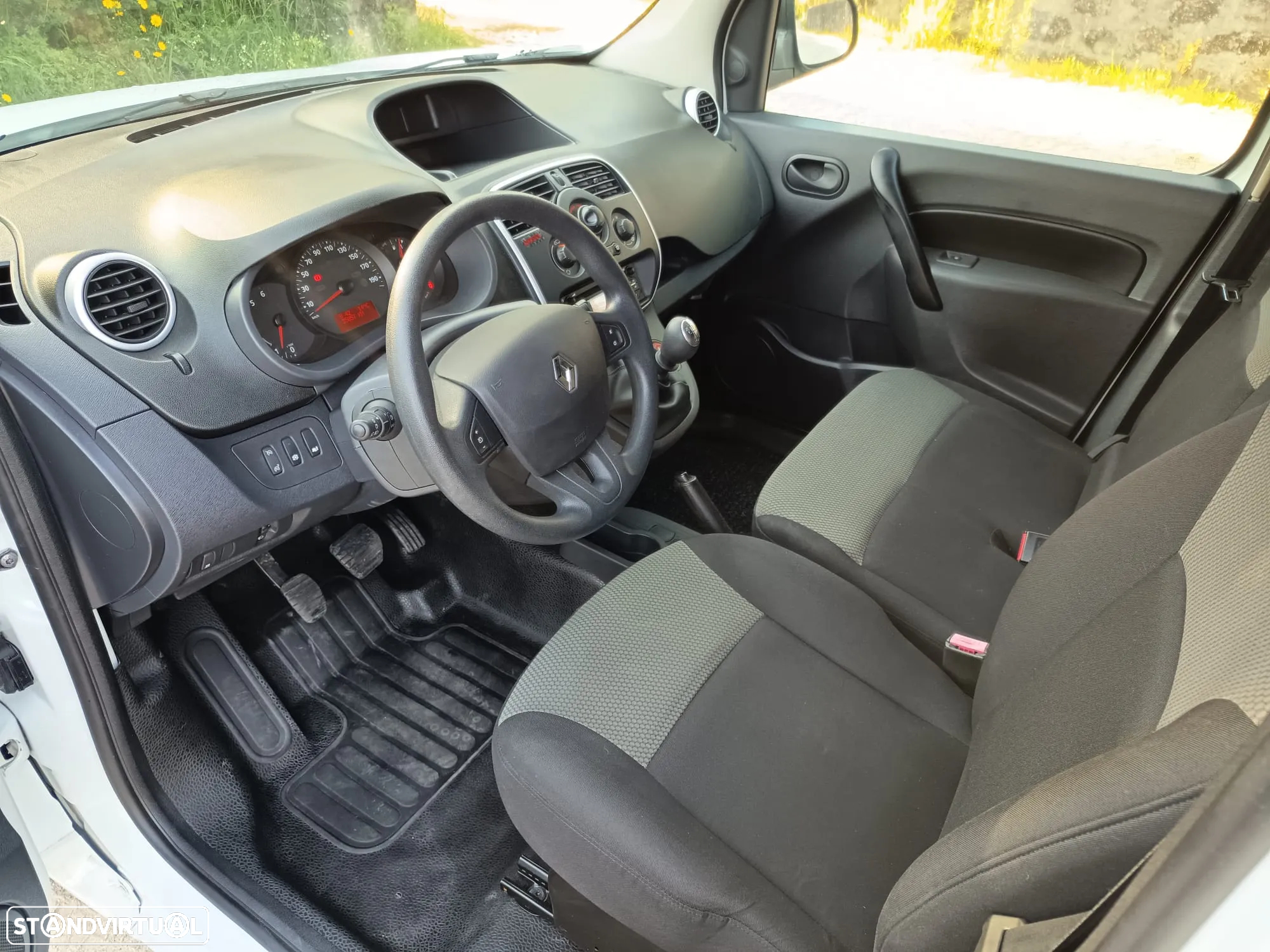 Renault KANGOO MAXI IVA DEDUTÍVEL - 7
