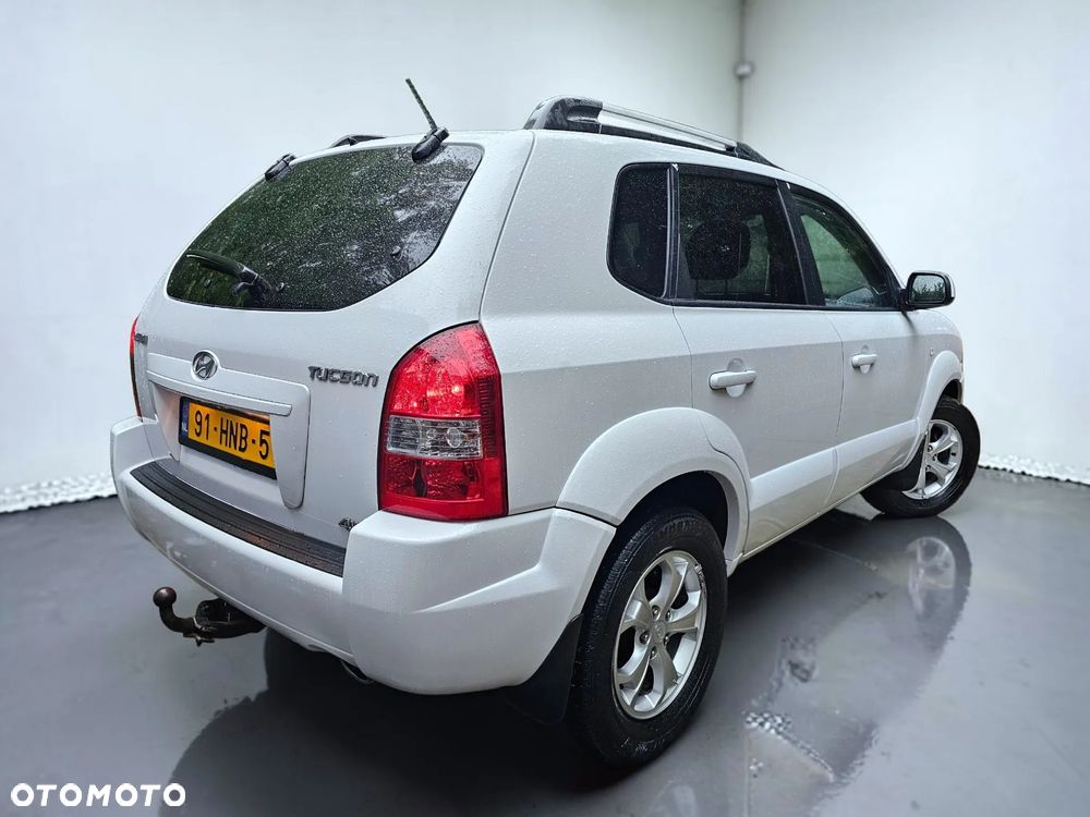 Hyundai Tucson 2.0 4WD GLS - 2