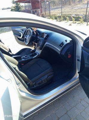 Opel Insignia 1.8 - 6