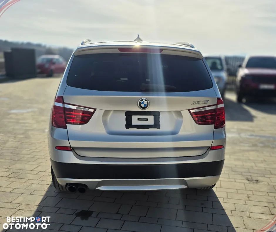 BMW X3 xDrive28i Advantage - 7