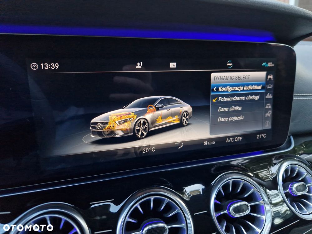 Mercedes-Benz CLS - 24