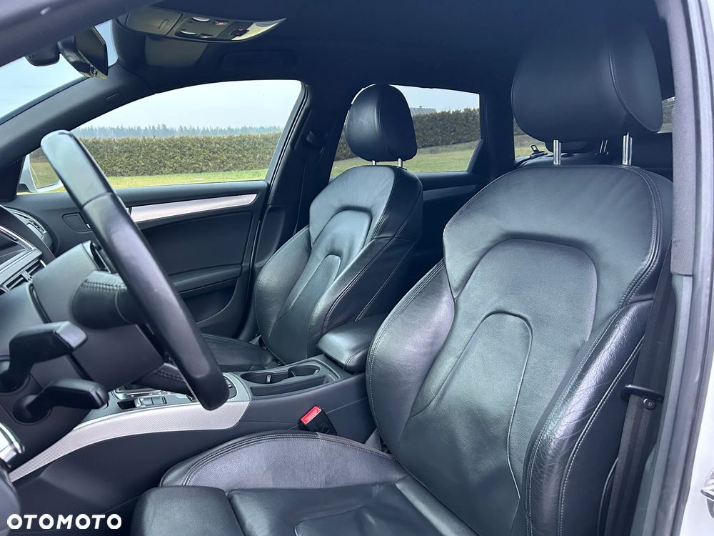 Audi A4 Avant 2.0 TDI DPF multitronic Attraction - 12