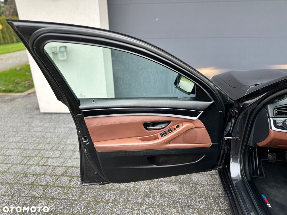 BMW Seria 5 520d - 17