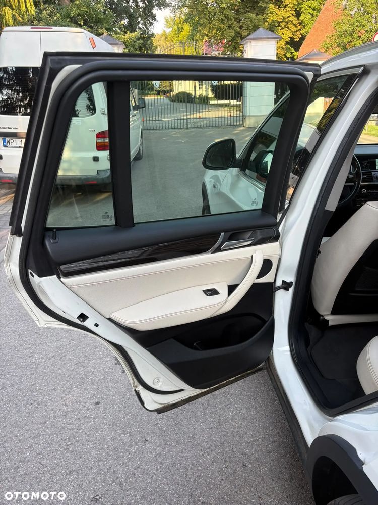 BMW X3 xDrive20d - 21